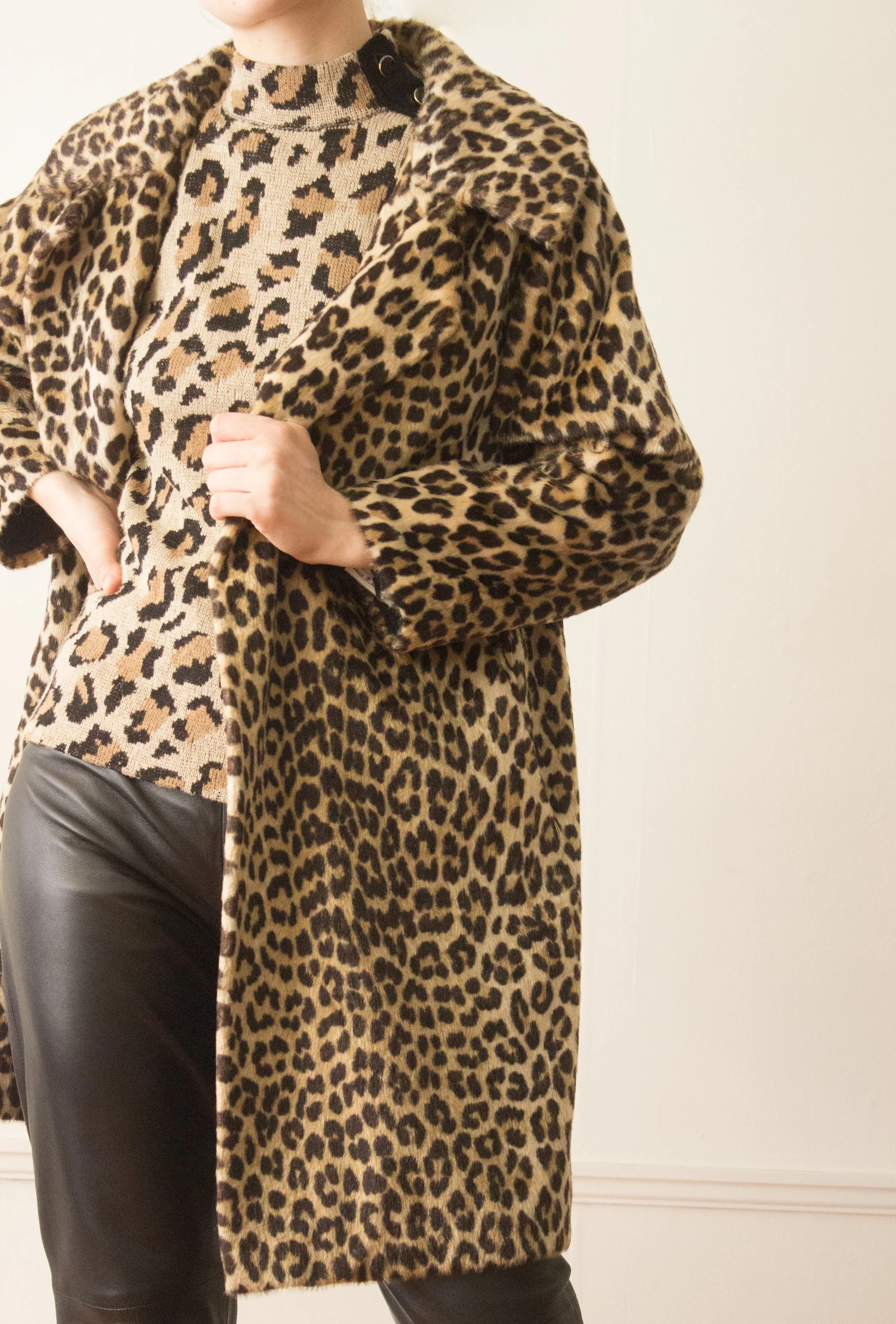 【希少】北欧　ヴィンテージ　WWF ミサゴ　ジイガントフタ 1960s Leopard Swing Coat — Wayward Collection